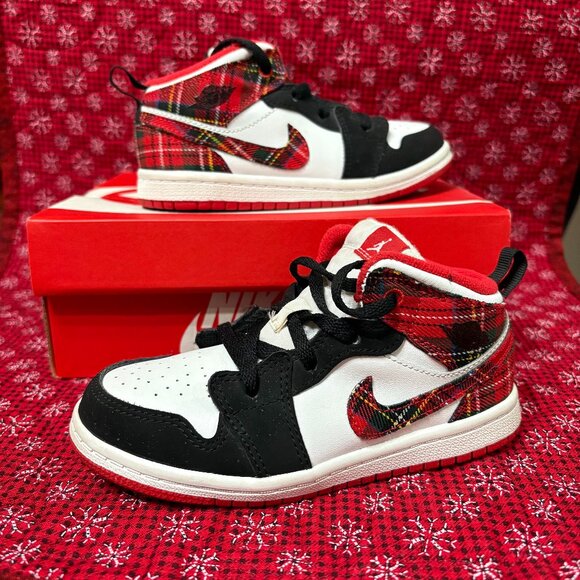 Nike Jordan Mid Bad Santa 10c Toddler